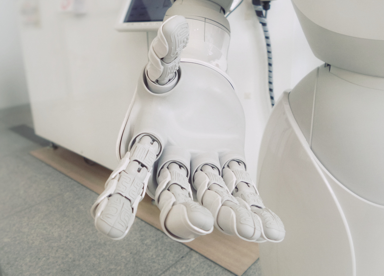 Artificial Intelligence (AI) and Machine Learning (ML) Explained - Mobile App Development Artificial Intelligence (AI) and Machine Learning (ML) Explained - Mobile App Development