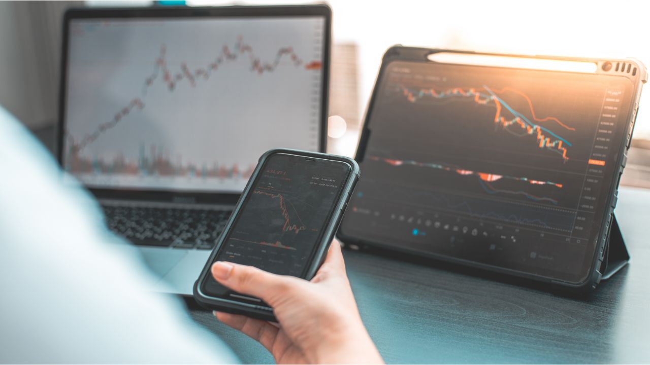 How Machine Learning is Used in Enhancing Mobile Apps - Mobile App Development How Machine Learning is Used in Enhancing Mobile Apps - Mobile App Development