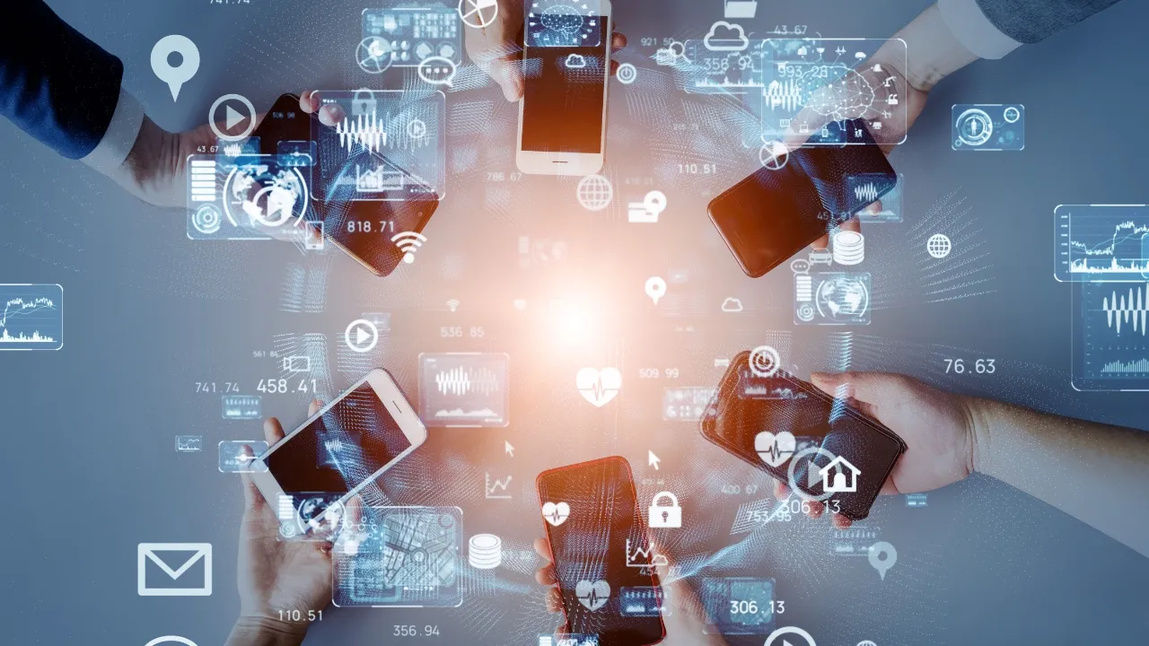 Understand Users of Mobile Apps Understand Users of Mobile Apps